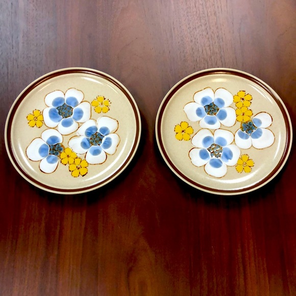 Vintage Yamaka Stoneware Avanti Plates- Set of 2